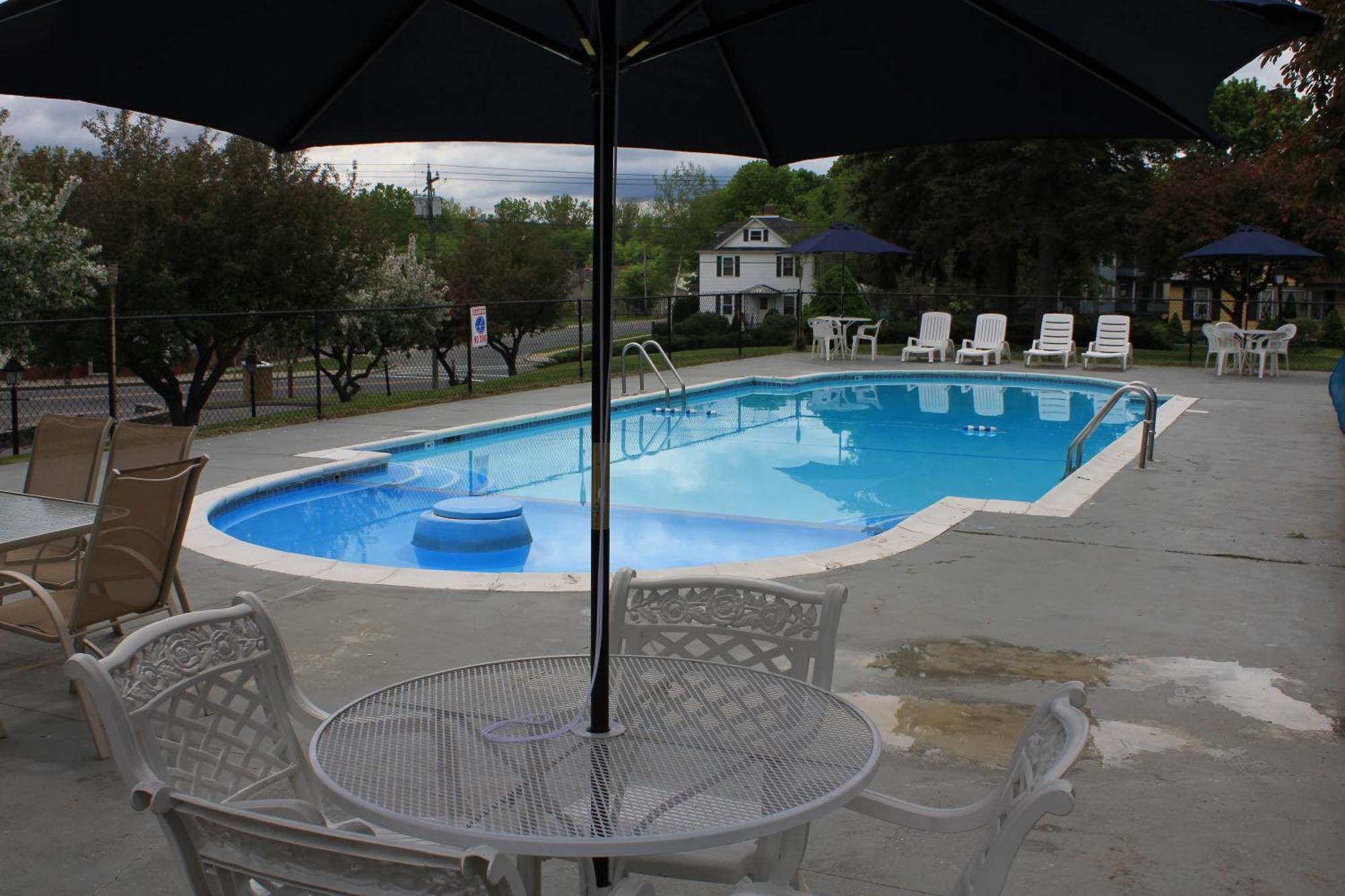 Berkshire Inn Pittsfield Zewnętrze zdjęcie