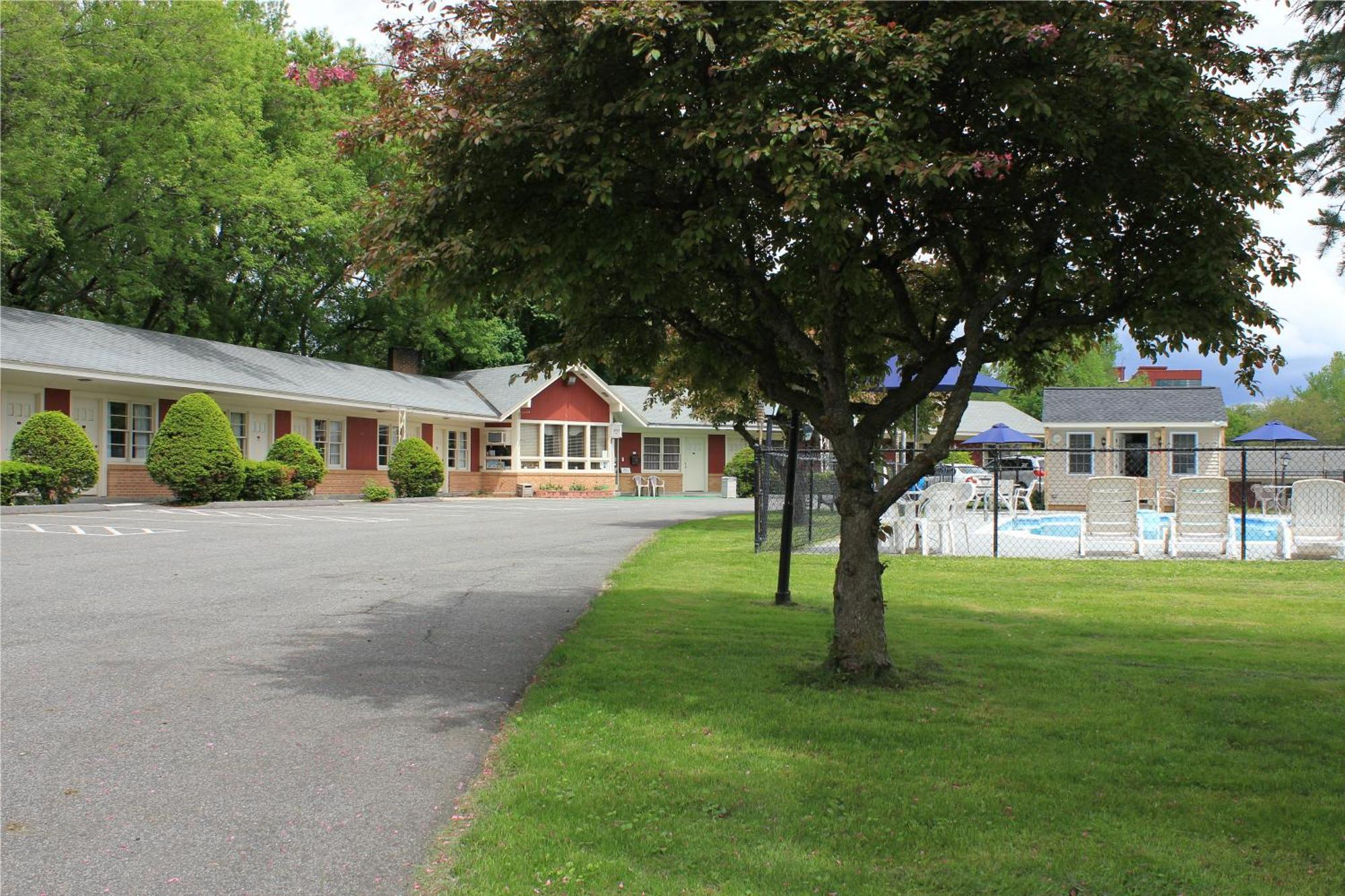 Berkshire Inn Pittsfield Zewnętrze zdjęcie