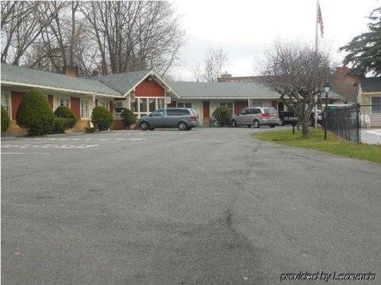 Berkshire Inn Pittsfield Zewnętrze zdjęcie