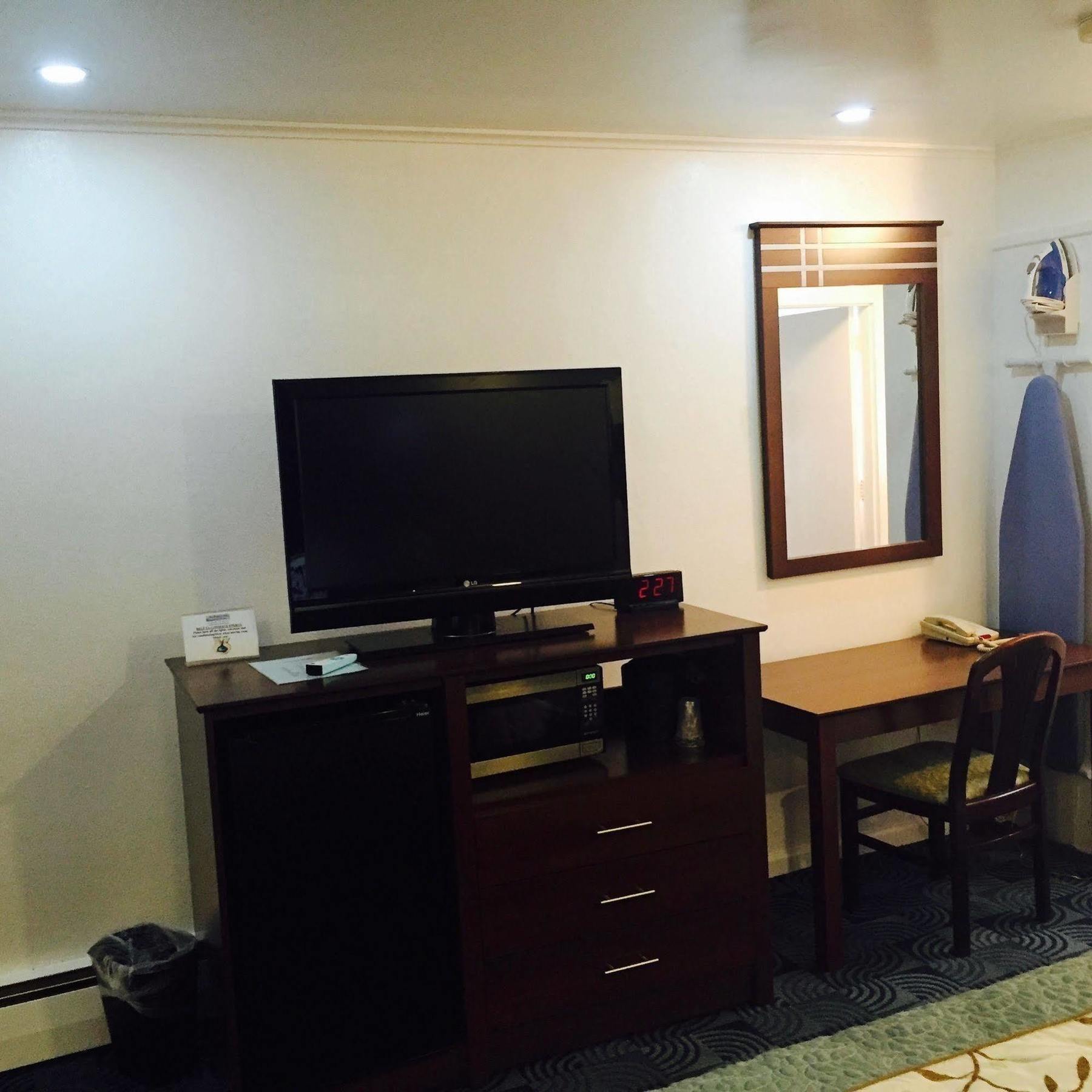 Berkshire Inn Pittsfield Zewnętrze zdjęcie